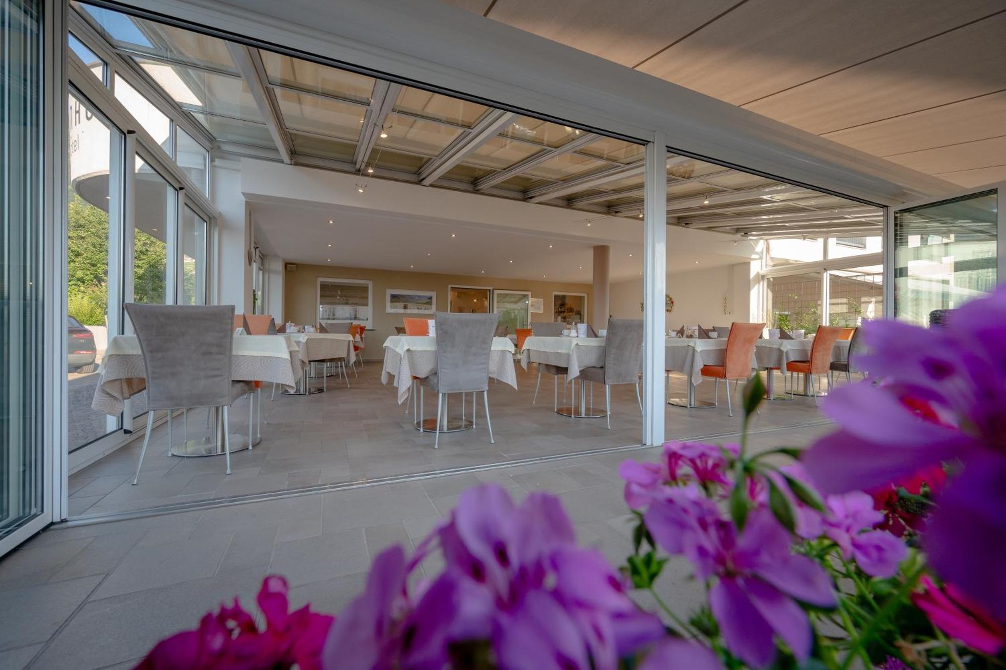 Garni Hotel Peterlinhof Caldaro Kültér fotó